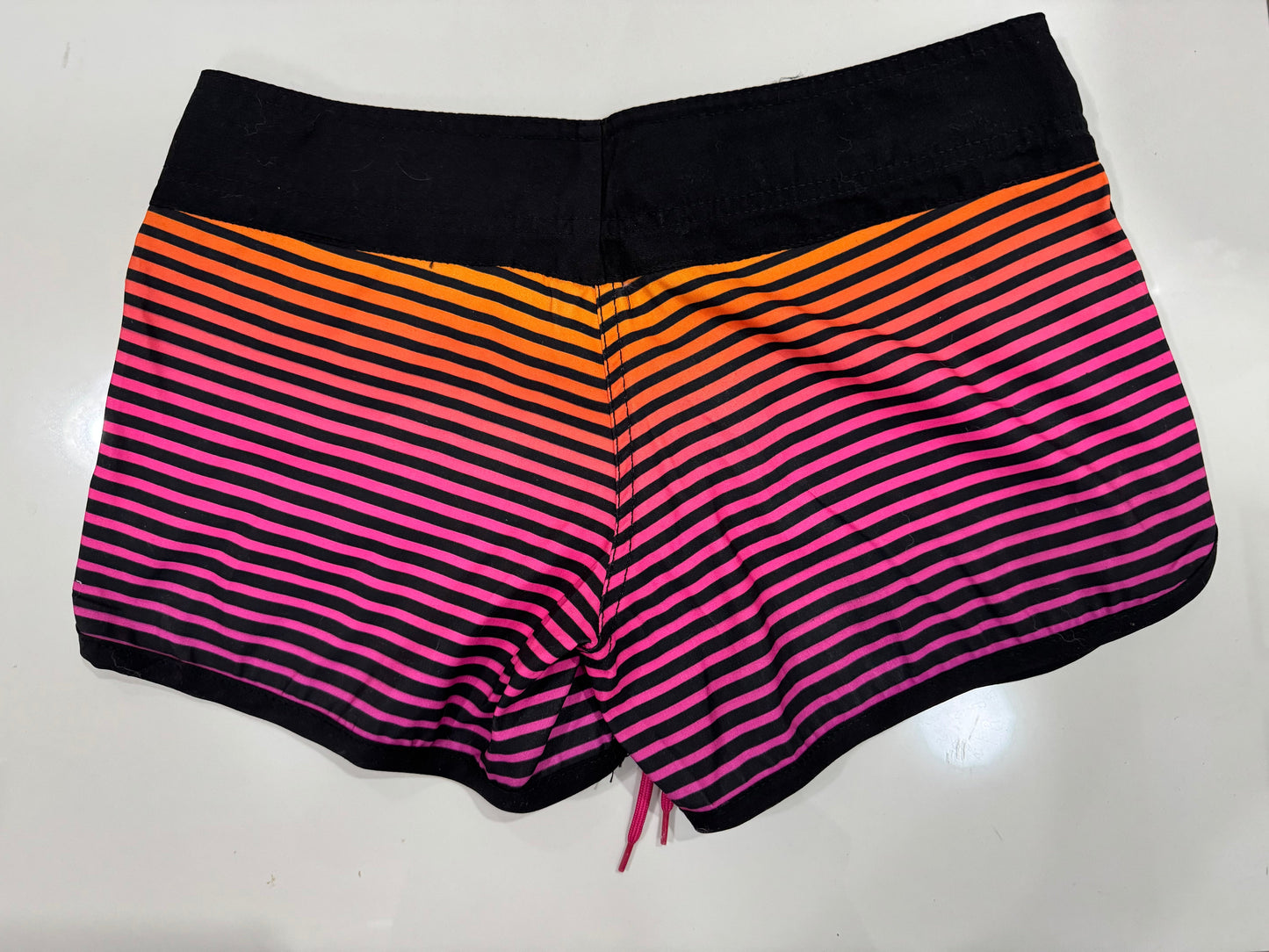 Short #002
